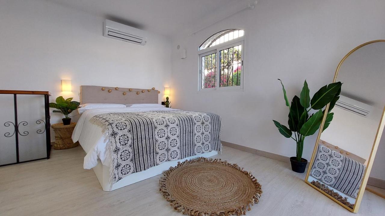 New Boho Home With Balcony, Private Garden And Communal Pool Nerja Eksteriør bilde