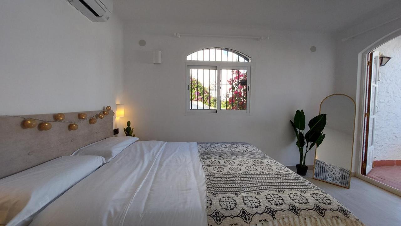 New Boho Home With Balcony, Private Garden And Communal Pool Nerja Eksteriør bilde