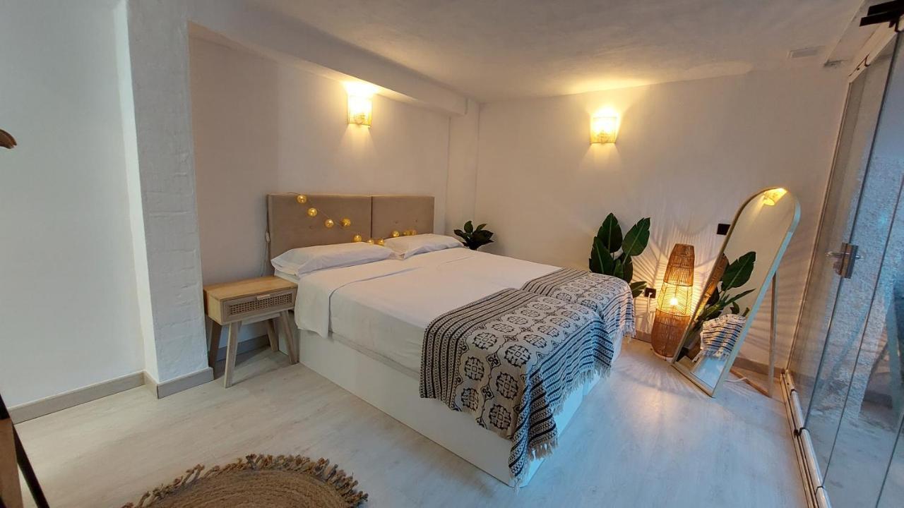 New Boho Home With Balcony, Private Garden And Communal Pool Nerja Eksteriør bilde